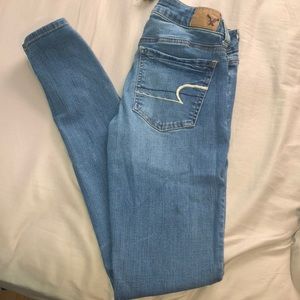 Super stretch American eagle jeans